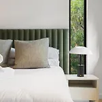 Luxurious Parkside 4Br Terrace House W/Garage